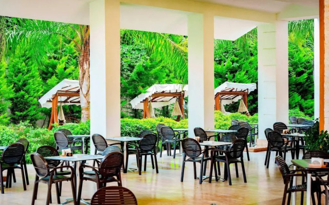 Oz Hotels Side Premium