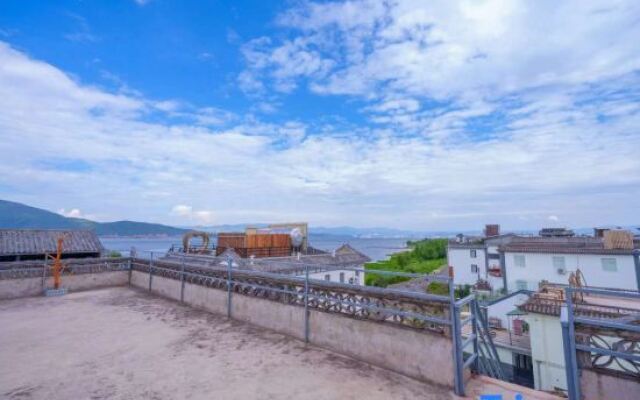 Blue Sea Light Language Homestay