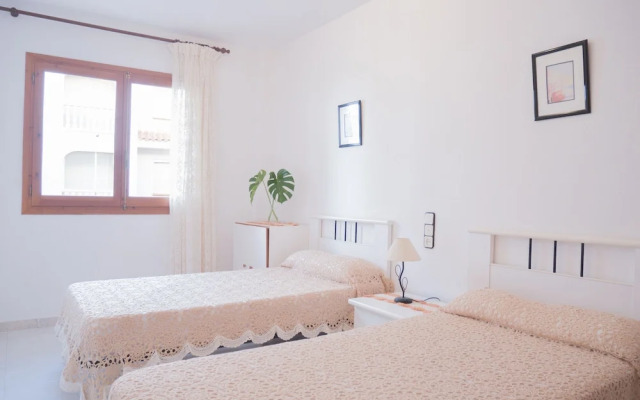 Marineu Primera Linea Playa Cargador 2/4