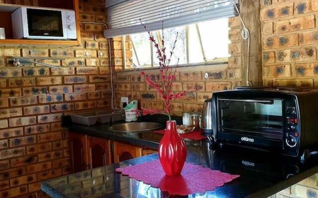 Unathi Game Lodge