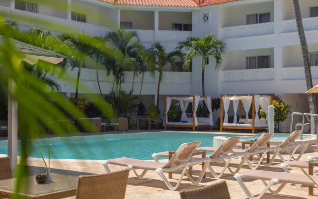 whala!bavaro