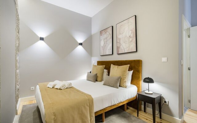 Olivia 1895 Apartments