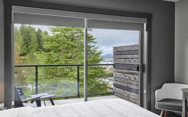 Tofino Resort & Marina