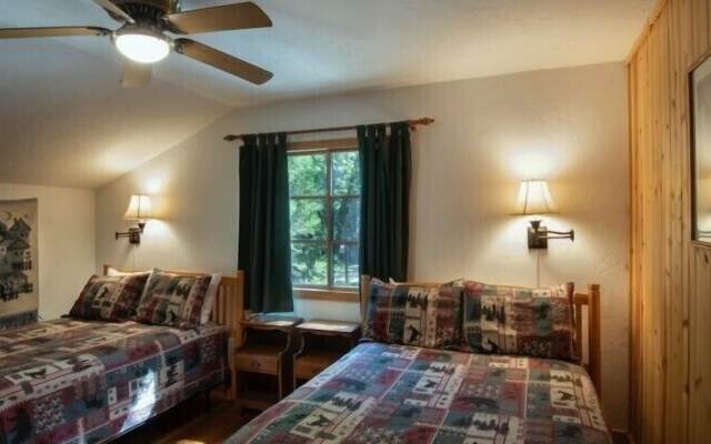 Scenic Wonders Bassett Cabin 5 Bedrooms