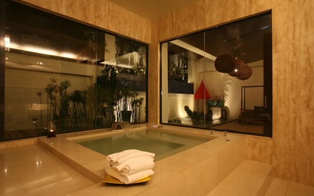 Chateau Boutique Motel