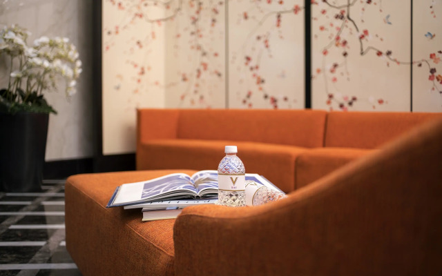 V Hotel Lavender