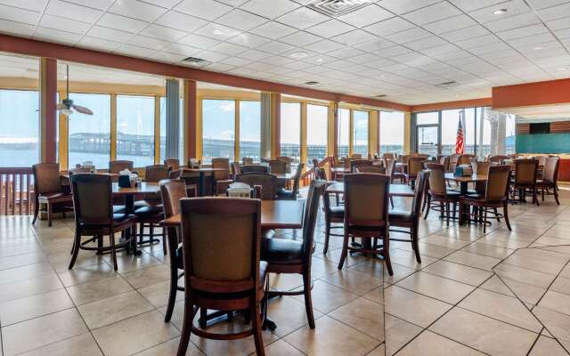 Quality Inn & Suites Palatka Riverfront