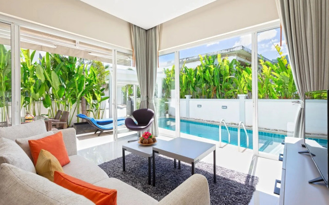 Tropical Holiday 2BR Pool Villa Greens 9