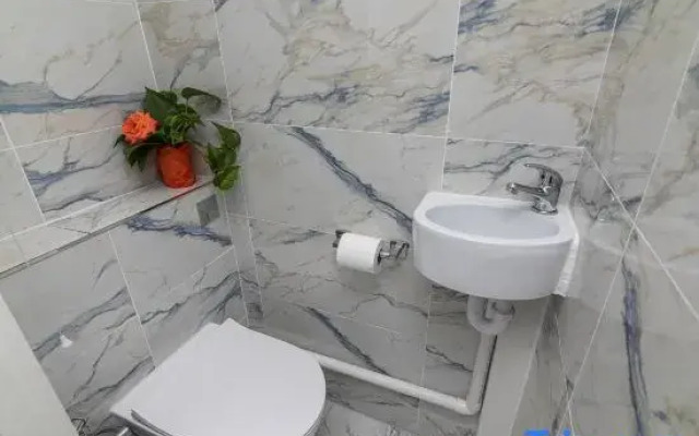 A Stunning Flat in London, Gants Hill