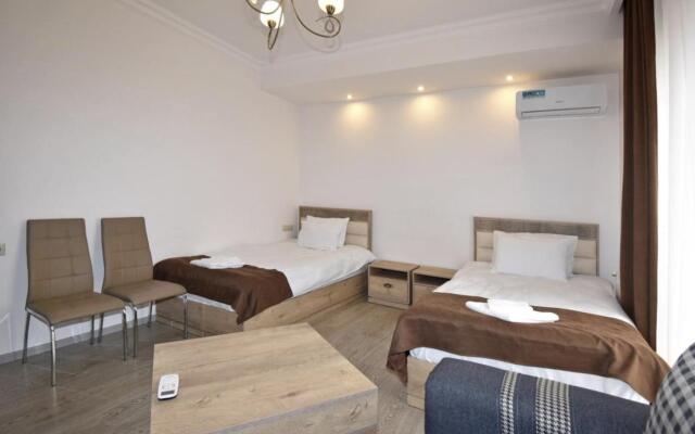 Patriott Hotel
