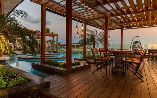 Hyatt Centric Playa del Carmen - Downtown House & Beach House