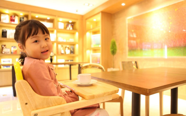 Acube Hotel