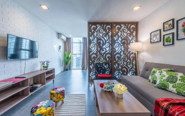 6pax Duplex near IKEA/1Utama@SOHO1 Empire Damansara