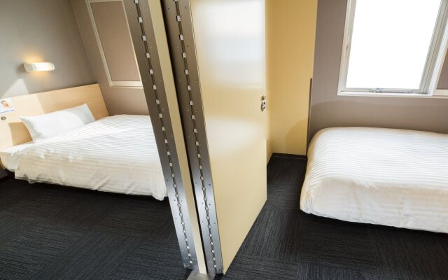 Super Hotel Kadoma