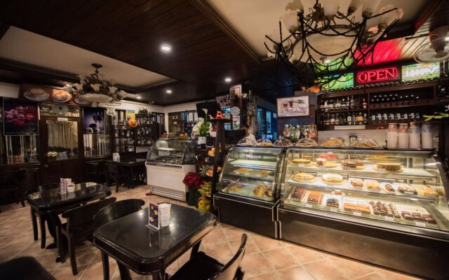Restaurant Luang Prabang Bakery & Guest House