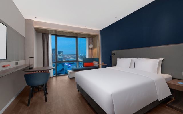 Holiday Inn Express Beijing Yizhuang Tongminghu by IHG – Guest Rooms – Beijing