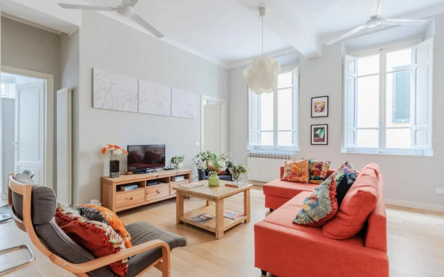 Miss Penny in Lucca With 2 Bedrooms and 1 Bathrooms