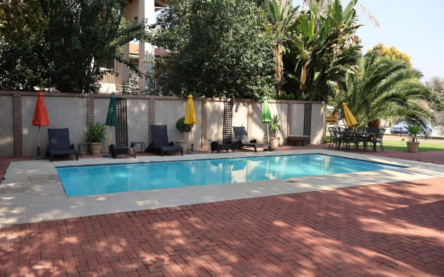Airport Garden Boutique Hotel