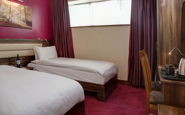 The Airlink Hotel London Heathrow