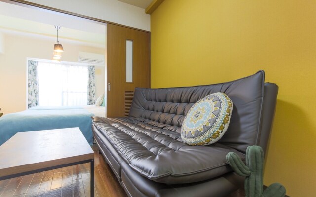 Grand Court Namba 701