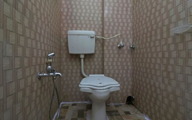OYO 31004 Sadhna Inn