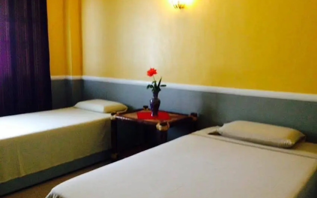 Suburbia Garden Hotel