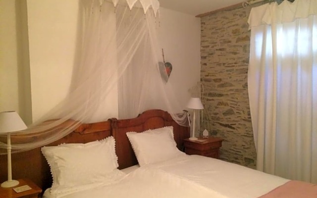 Chez Providence Chambre et Table dHôte