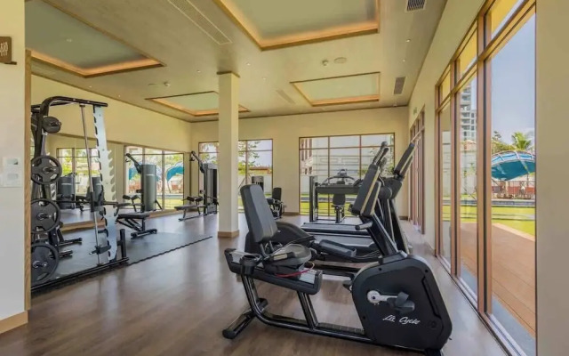 Luxe 3BR Villa: Private Pool & Resort Perks!