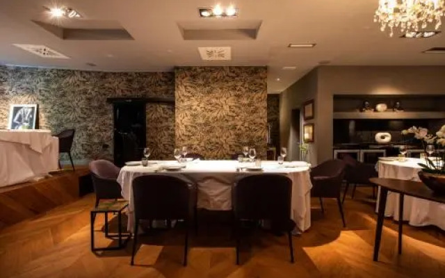 DAM Boutique Hotel & Restaurant