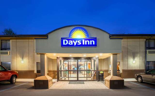 Days Inn by Wyndham Iselin / Woodbridge