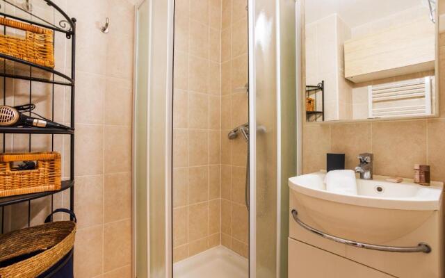 L'ANGE GARDIEN II AP4284 By Riviera Holiday Homes