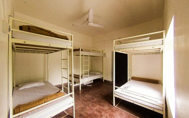 Happy Panda Hostel
