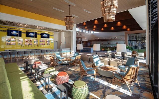 Universal Endless Summer - Dockside Inn and Suites