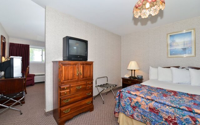 Econo Lodge Macpuffin