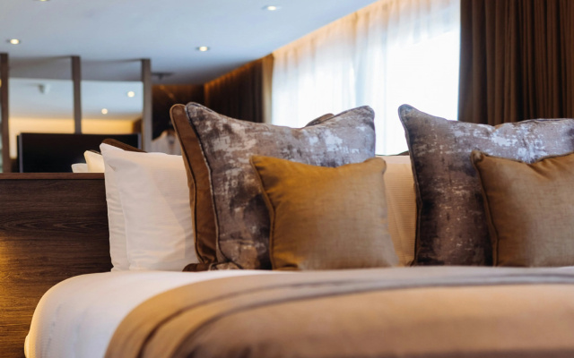 The Redhurst Hotel