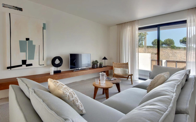 New! Villa Ocean Marina, heatable pool!