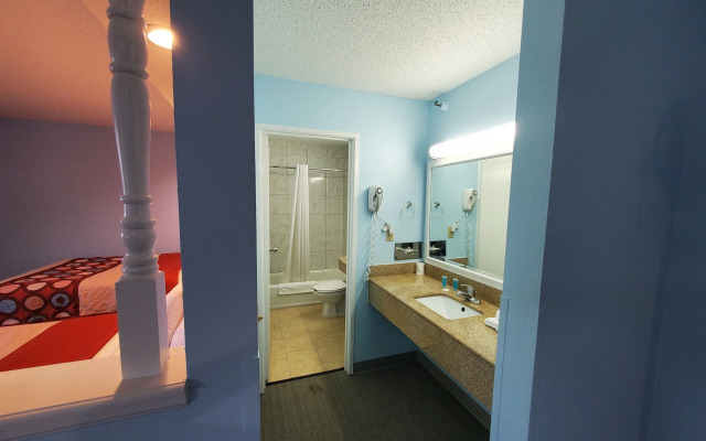 Coastal Inn & Suites - Wilmington, NC