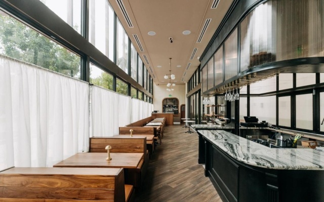 Upsun Hotel & Social Club