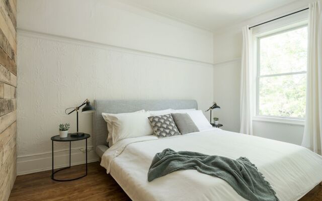 Chic 4br in Plateau