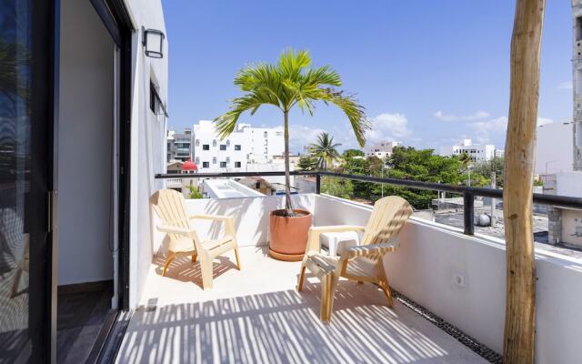 Arkana 9 by Grupo Amber