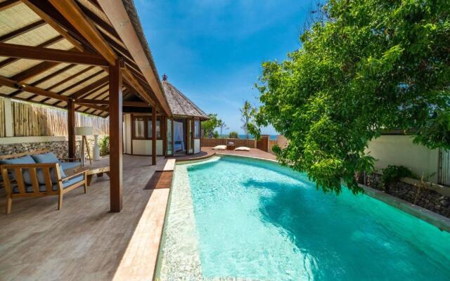 Blue Lagoon Avia Villas