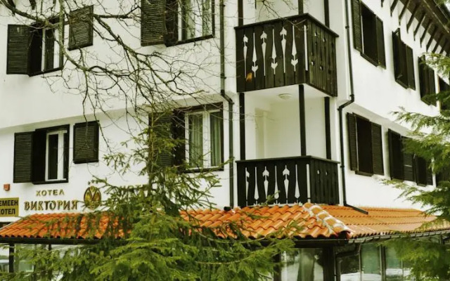 Victoria Hotel