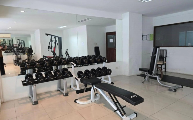 Отель Jomtien Plaza Residence