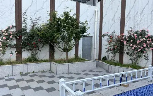 TongQianWan Hotel
