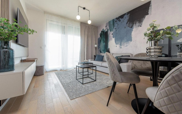 City Lux Apartment 2 - with garage and balcony