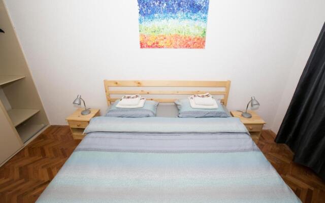Downtown 3 Bedroom Apartment