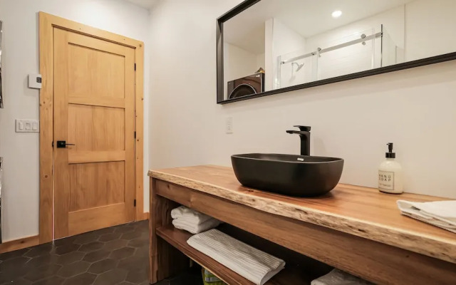 Station Farmhouse Tremblant