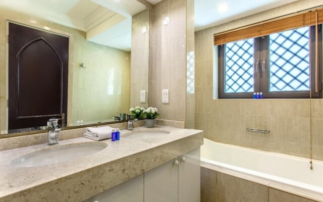 Traditional Meets Modern in Downtown