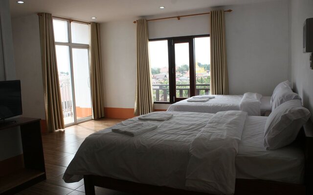 Skyline Hotel