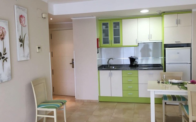 Apartamentos Esmeralda Suites